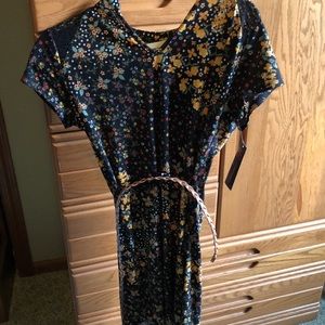 Short black dress with yellow flowers